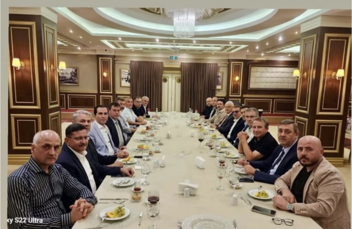 RONA YIRCALI, BALIKESİR ÖZEL NEV HASTANESİ YEMEĞİNİN KONUĞU OLDU